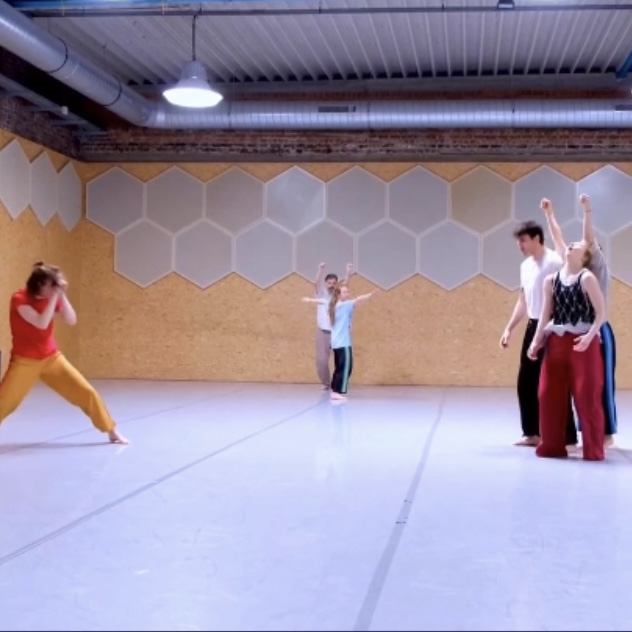 Dancers during David Zambrano’s workshop at Tictac Art Centre in Brussels